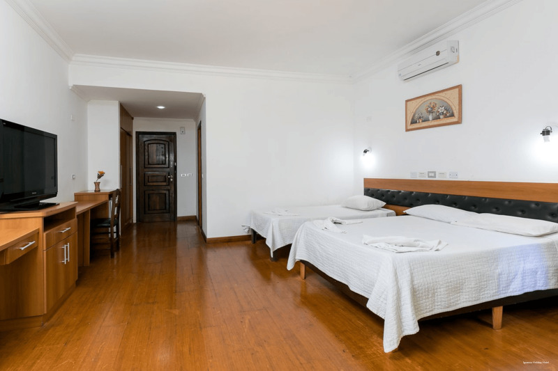 Фото Iguassu Holiday Hotel