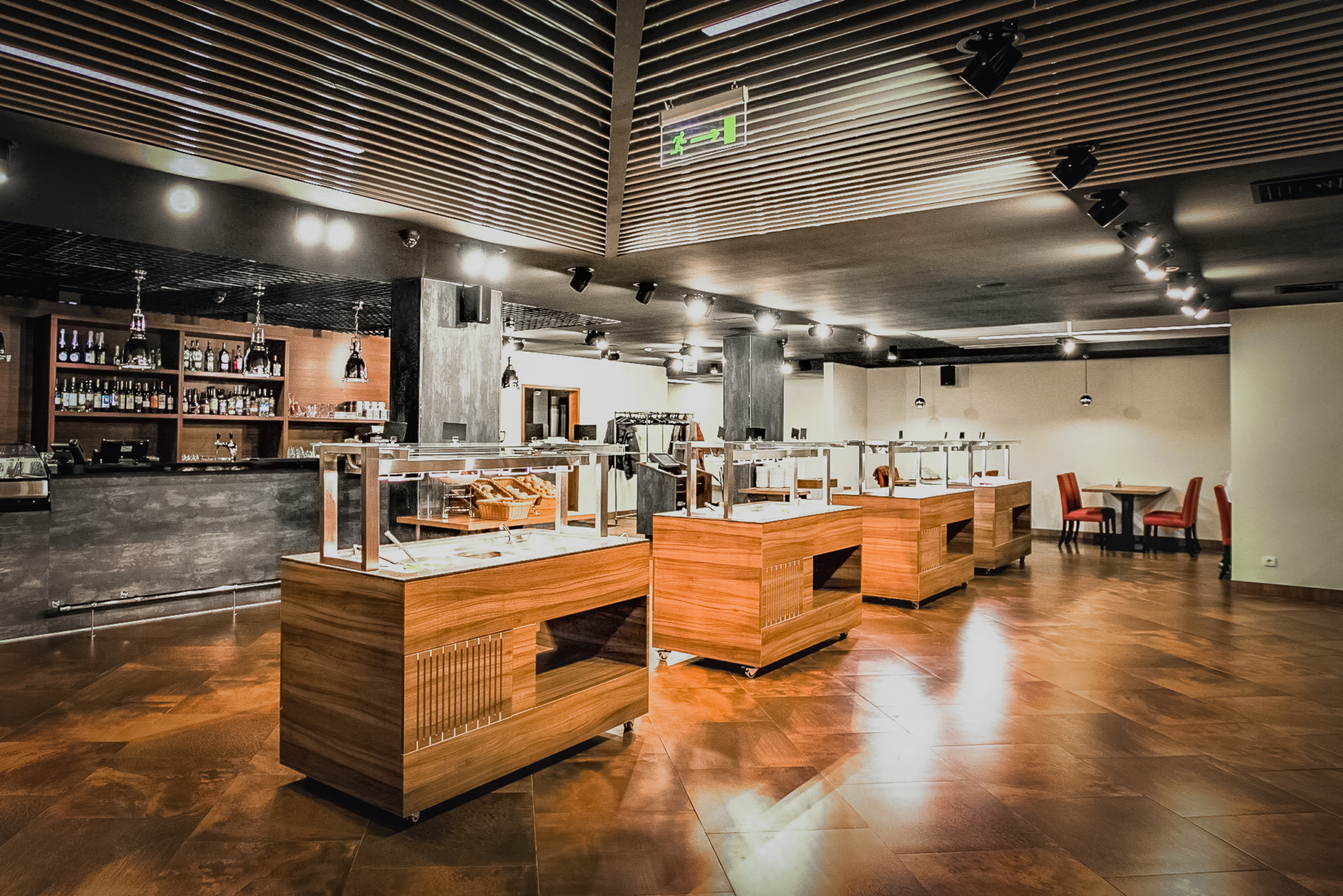 Фото Skypoint Hotel