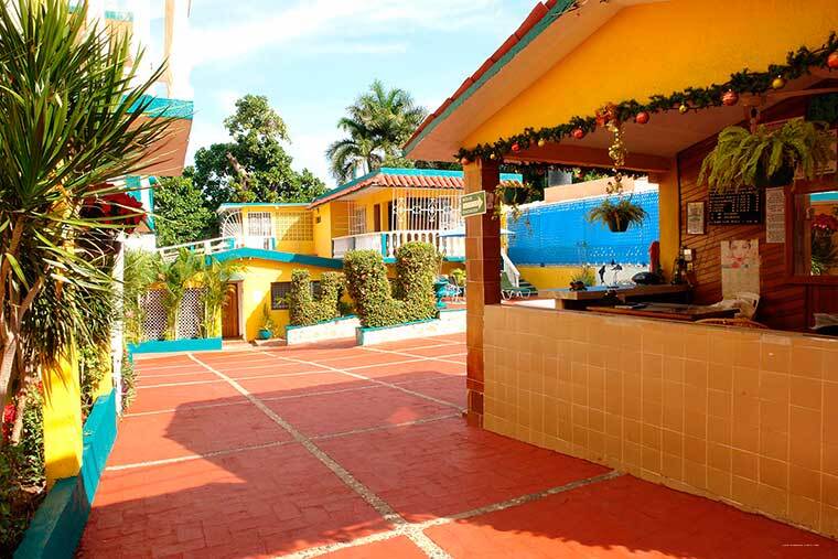 Фото Hotel Bungalows Puerto Angel