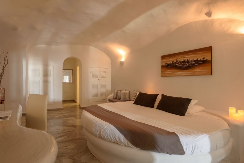 Фото Pegasus Suites & SPA Hotel