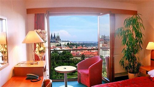 Гостиница Hotel Troja в Праге