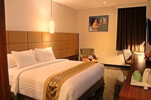 Фото Atrium Premiere Hotel Cilacap