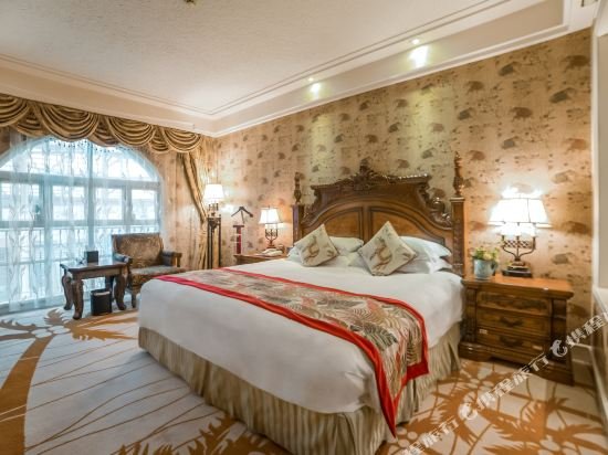 Фото The First World Hotel