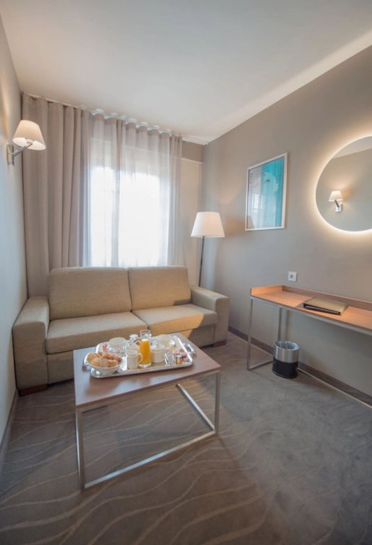 Фото Hotel Lou Castelet