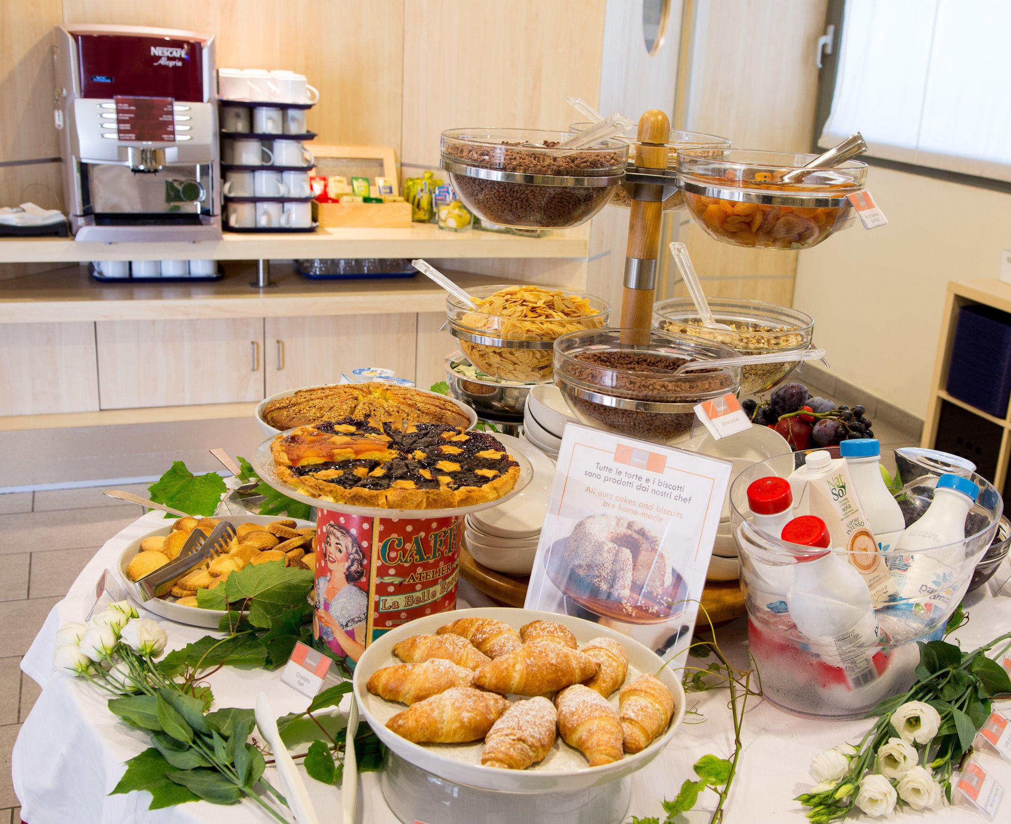 Фото Holiday Inn Express Parma