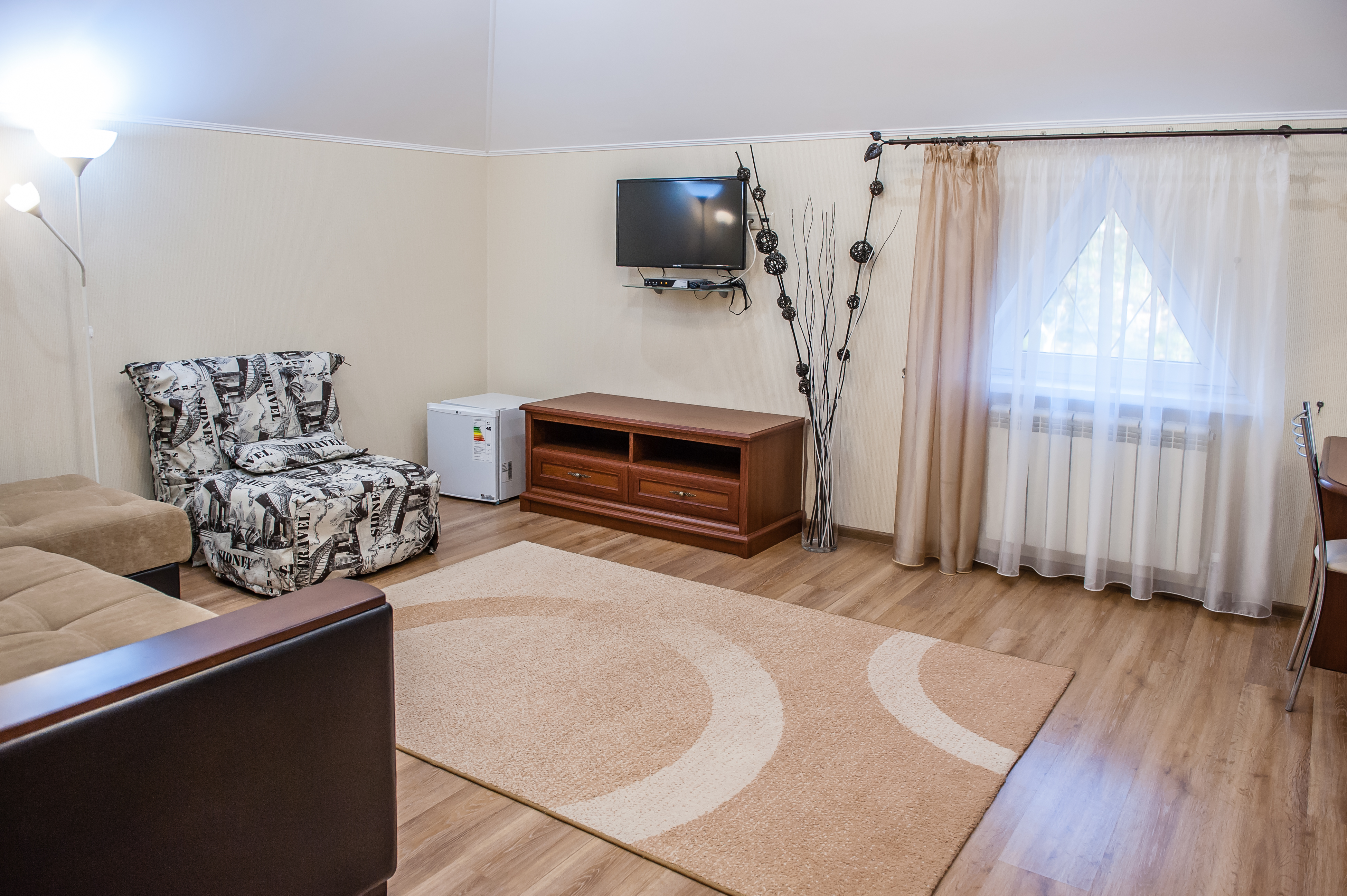 Фото отеля 3