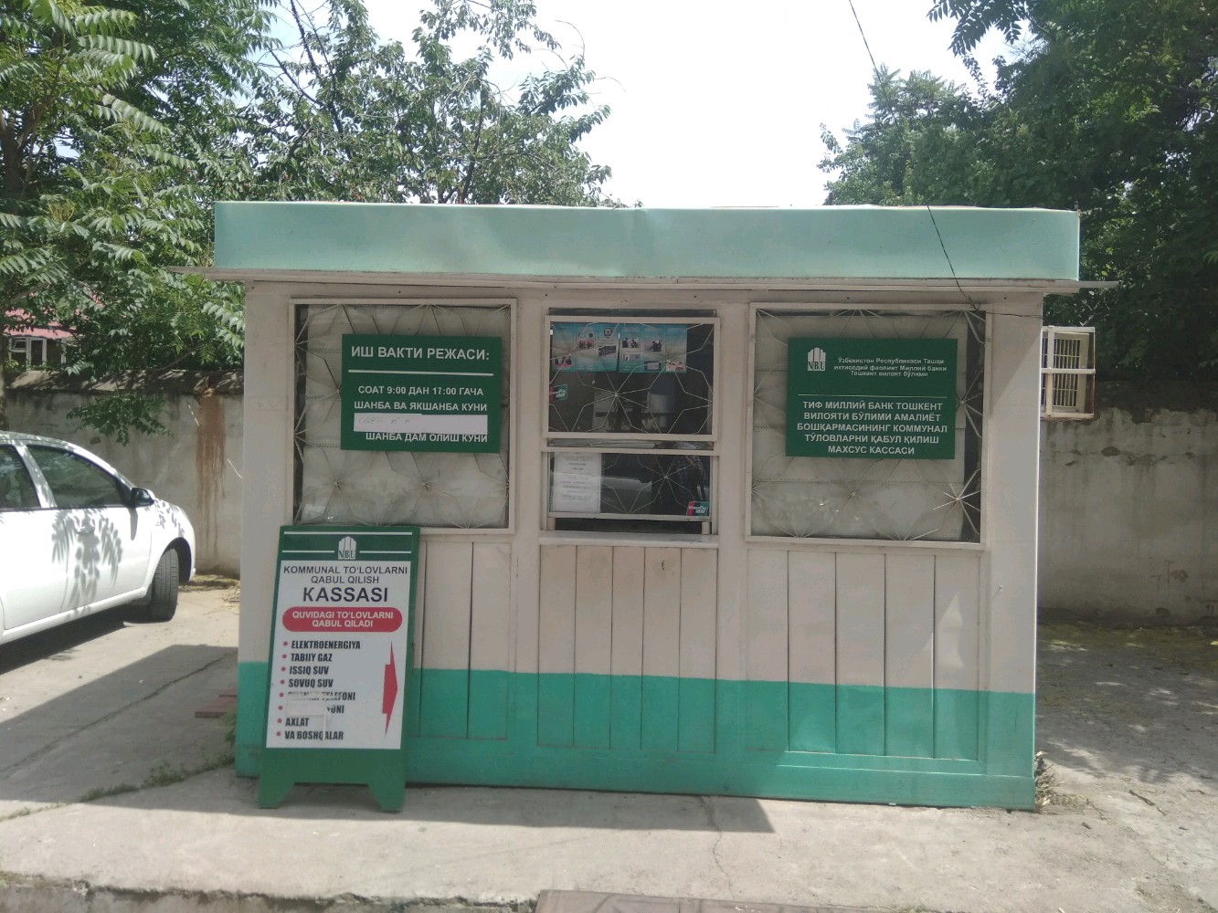 Porno film femdom hukmronligi