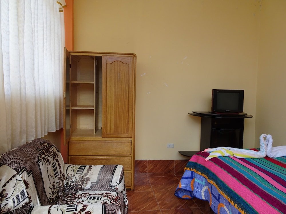 Фото Aymarak Hostel & Camping