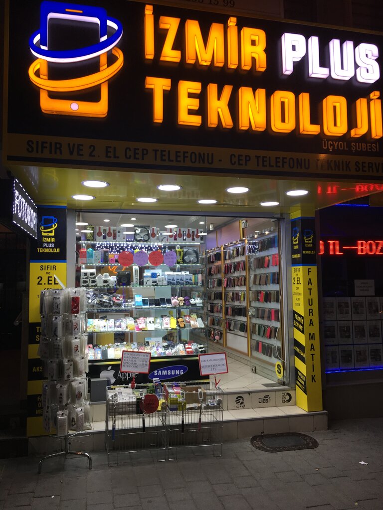Elektronik eşya mağazaları İzmir Plus Teknoloji Üçyol, Konak, foto