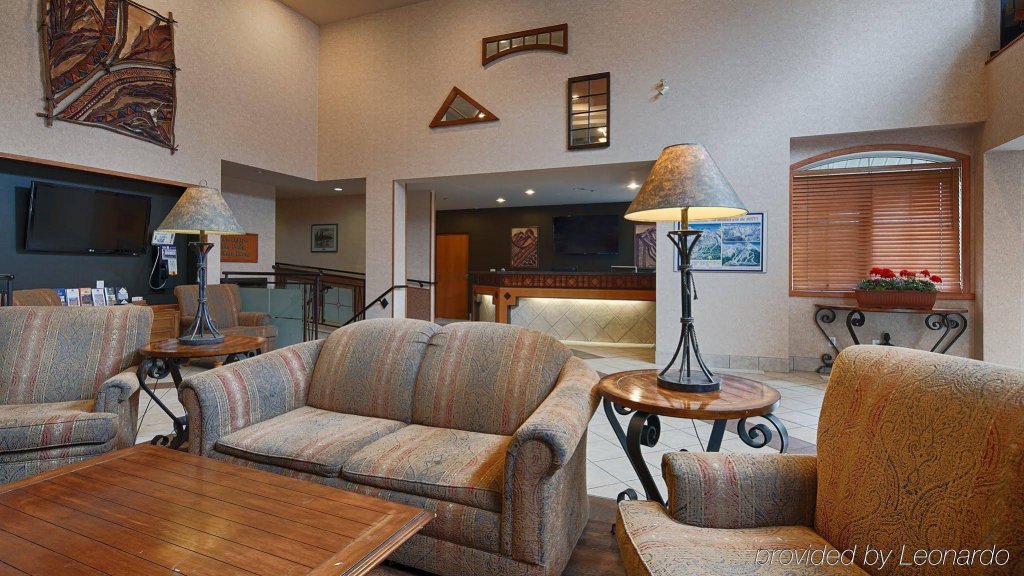 Фото Pocaterra Inn and Waterslide