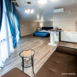 Фото Ассоль Меганом