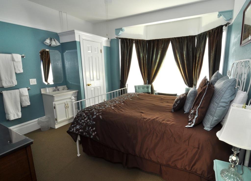 Фото Hayes Valley Inn