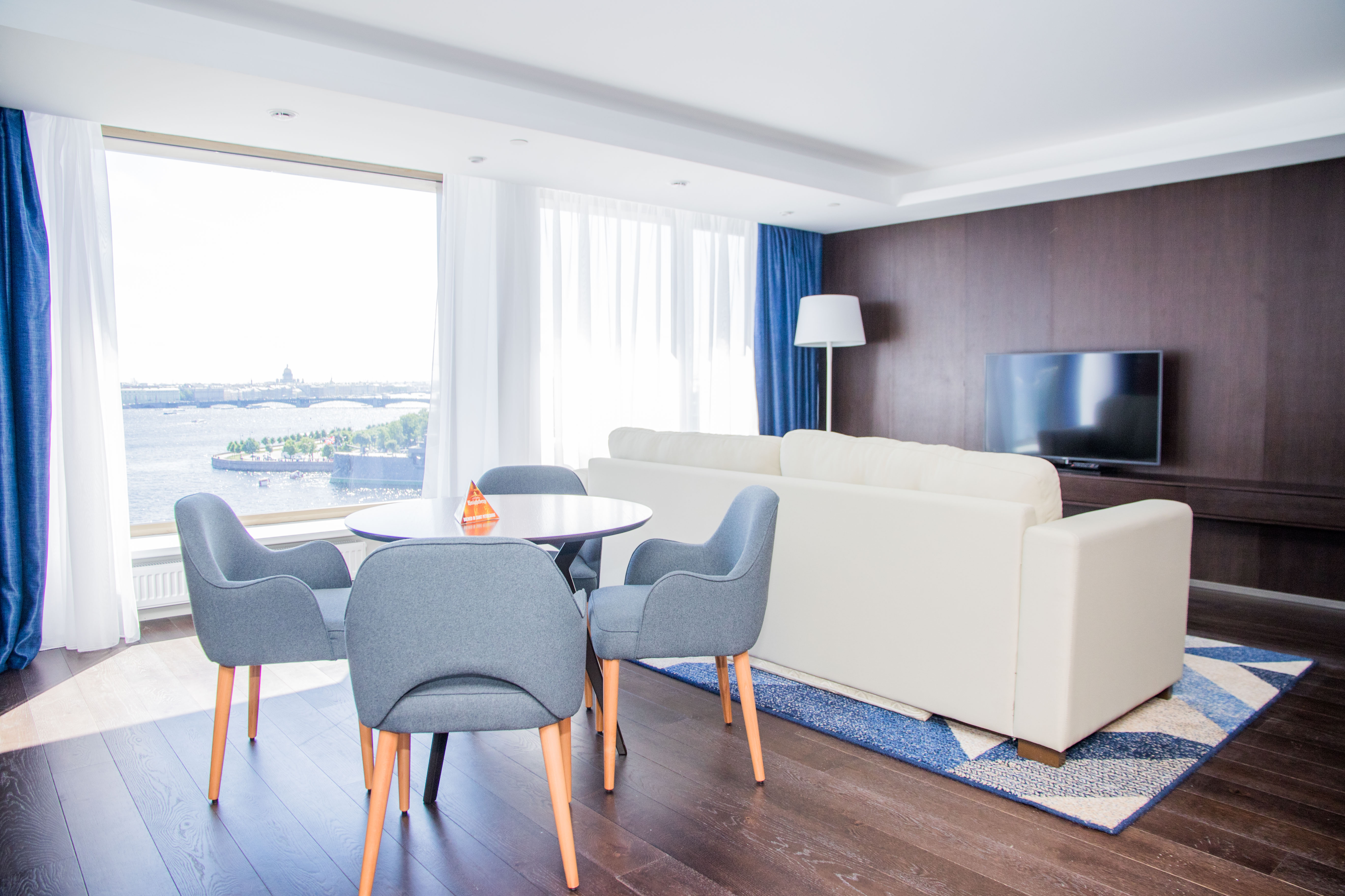 Фото Отель Санкт Петербург