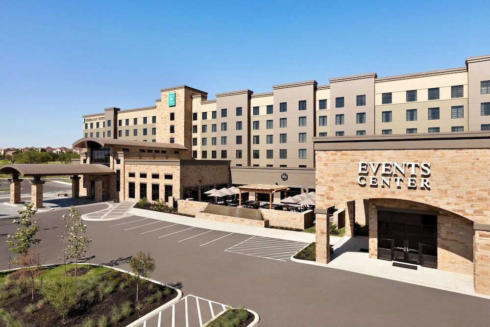 hotel - Embassy Suites by Hilton San Antonio Brooks Hotel & SPA - San A...