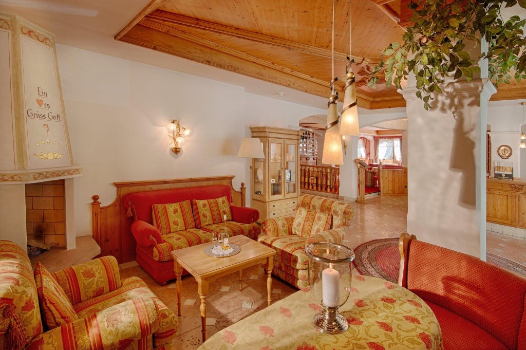 Фото Alpin Royal Wellness Refugium & Resort Hotel