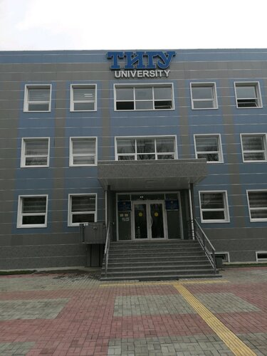 Легинстер мен өкшелі аяқ киімдегі порно фото