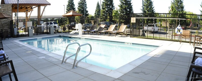 Фото TownePlace Suites Redding