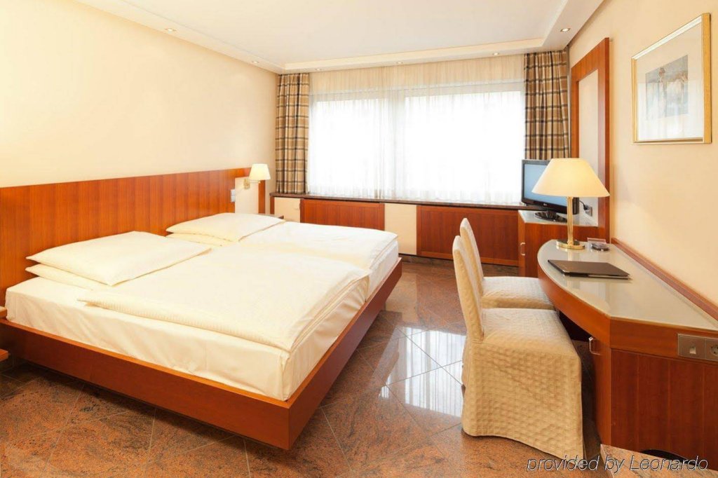 Фото Jams Music Hotel Munich