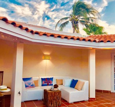 Фото Karibu Aruba Boutique Hotel