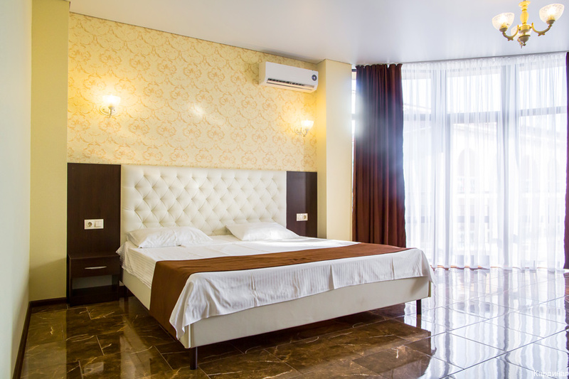 Фото Кардинал