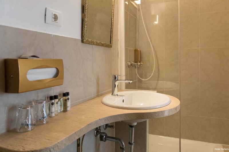 Фото Hotel Galleria