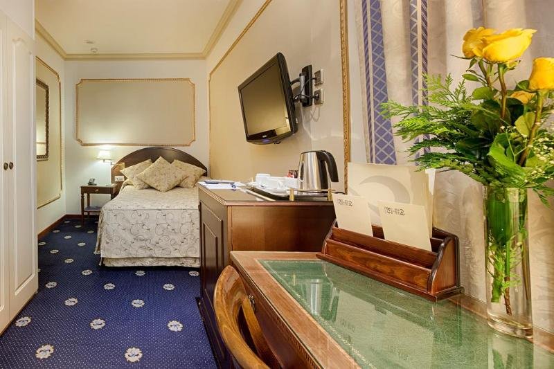 Фото Hotel Roger de Lluria