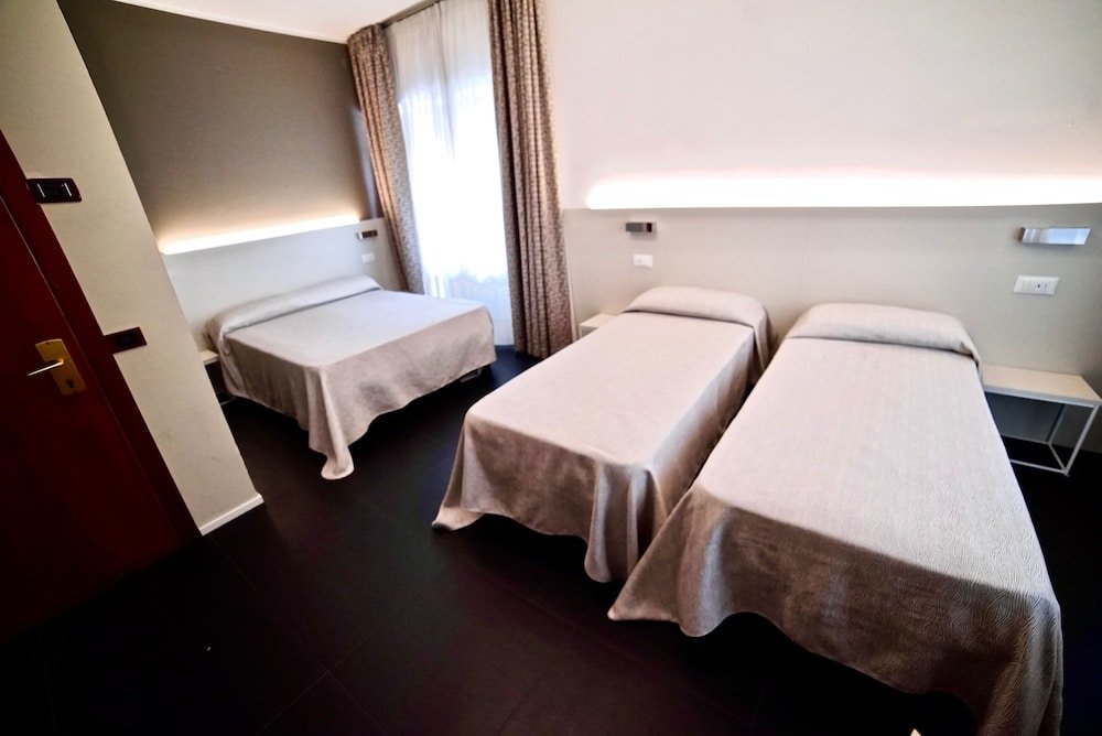 Фото Hotel Centrale