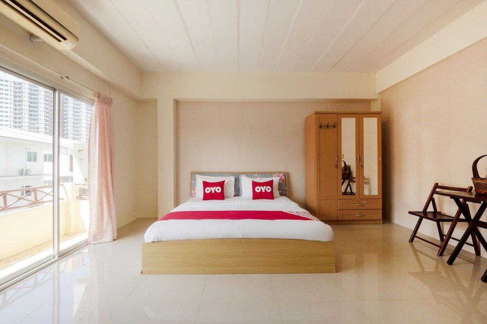 Фото Oyo 75390 Sunee Place Hotel
