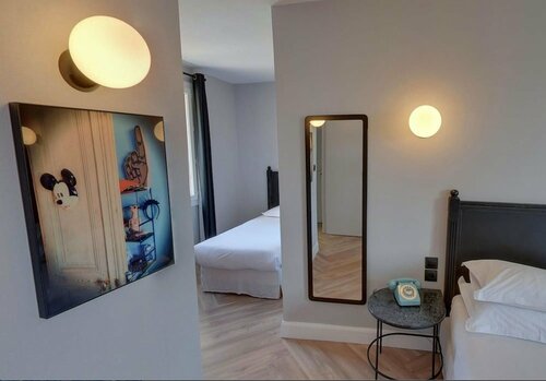 Гостиница Hotel L'Orque Bleue в Сете