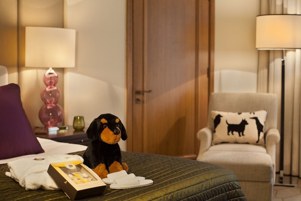 Фото Corinthia London