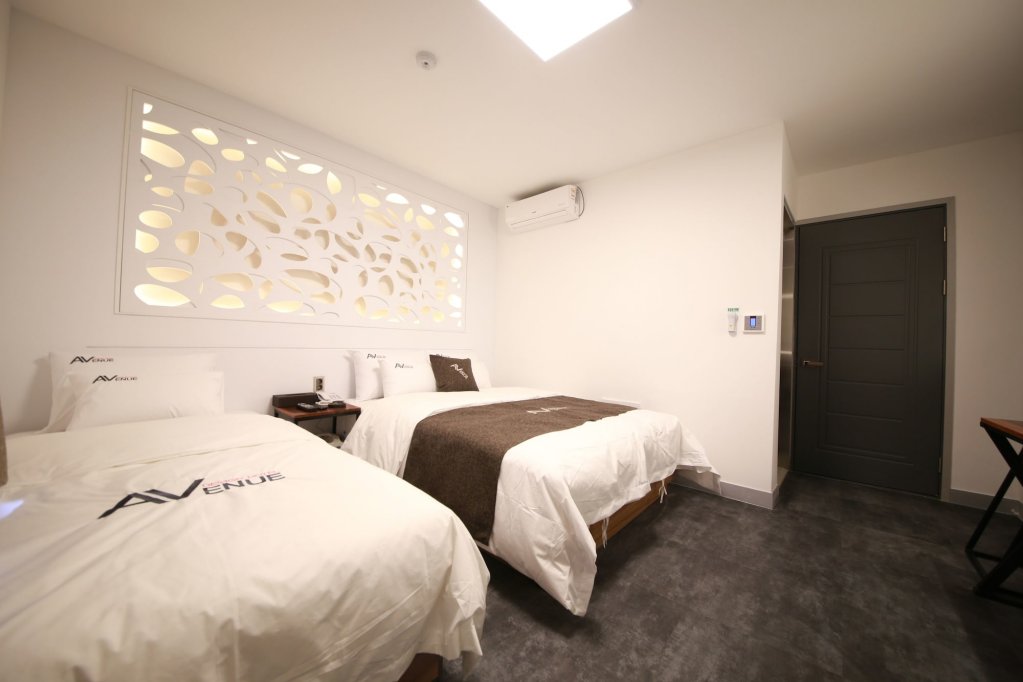 Фото Hotel Avenue