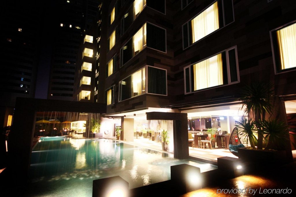 Фото Golden Tulip Mandison Suites