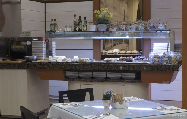 Фото Ayre Hotel Sevilla