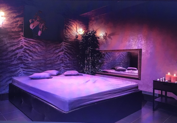 Egri-bugri ayol sikni soradi