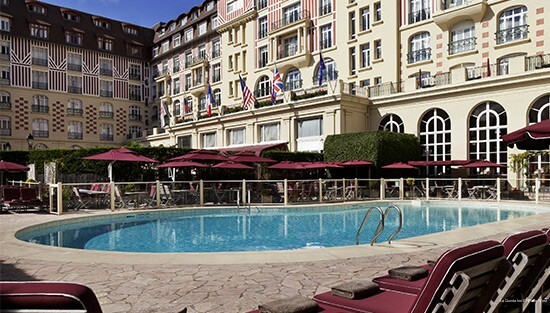 Фото Le Grand Hôtel Enghien-les-Bains