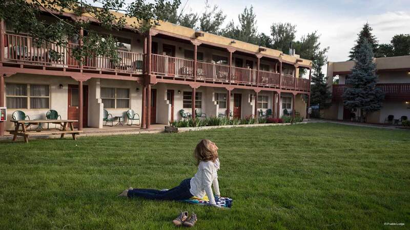 Фото El Pueblo Lodge