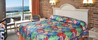 Фото Commodore on the Beach