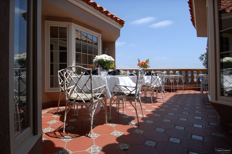 Фото Dorymans Oceanfront Inn