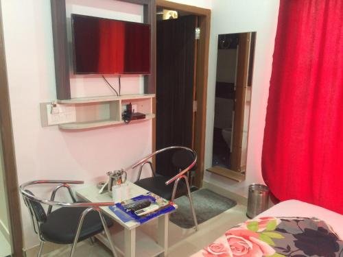 Фото Hotel Thikana Palace