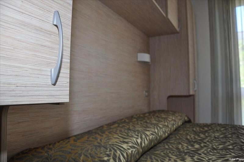 Фото Hotel Plaza