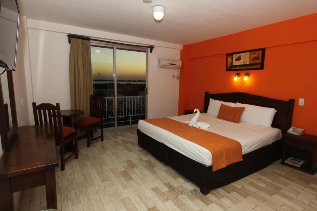 Фото Calypso Hotel Cancun