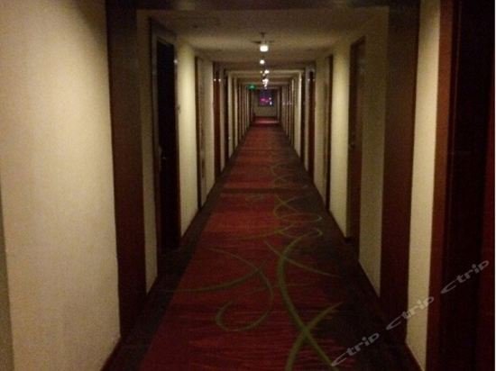 Фото Super House International