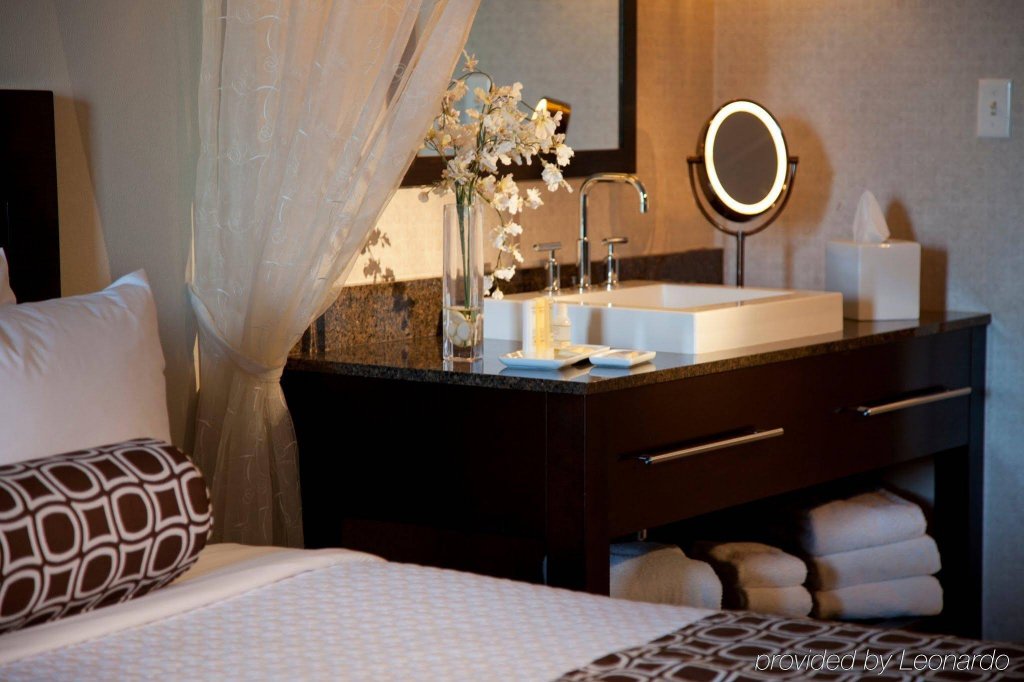 Фото DoubleTree Resort by Hilton Hollywood Beach