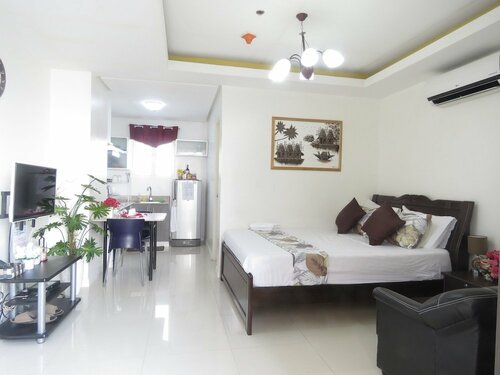 Гостиница Bayview Designers Suites в Маниле