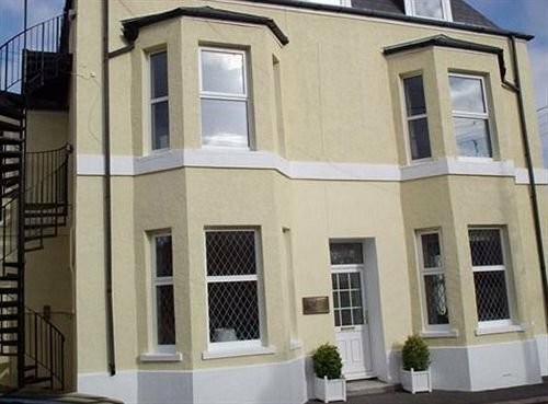 Гостиница Cambridge House в Плимуте