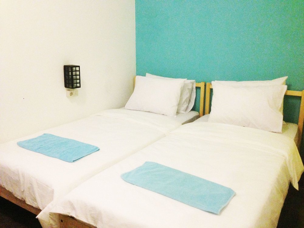 Фото Wonderloft Hostel