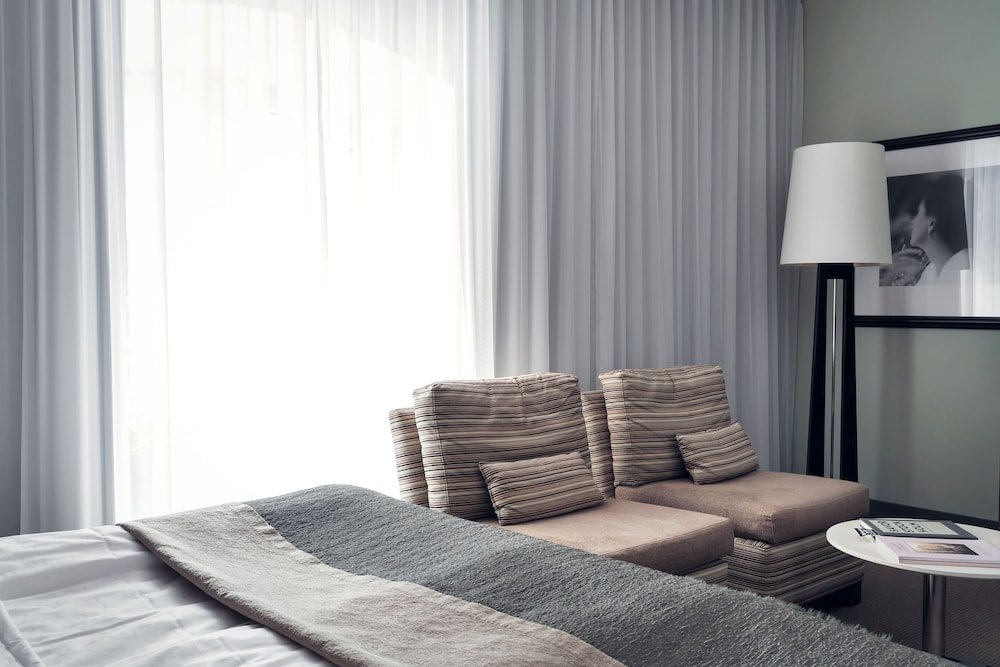 Фото Elite Hotel Marina Tower