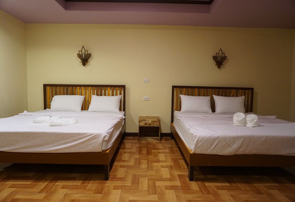 Фото Lampang Bouteak Resort