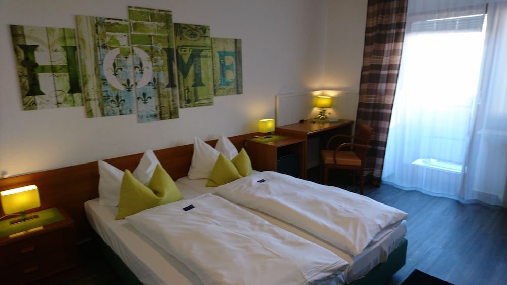 Фото Hotel Deutschherrenhof