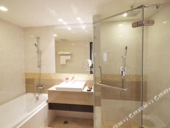 Фото Amora NeoLuxe Hotel